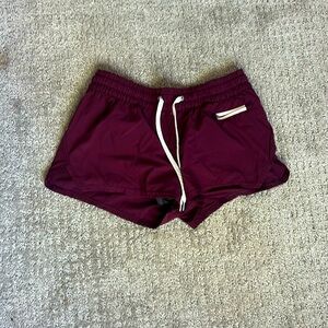 Women’s Vuori “Clementine” Short (Maroon)